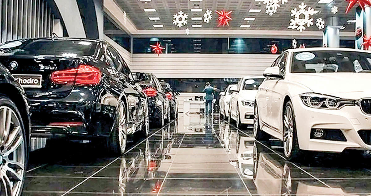 مجلس برای سال آینده تصویب کرد؛ اخذ مالیات از لوکس‌سواران