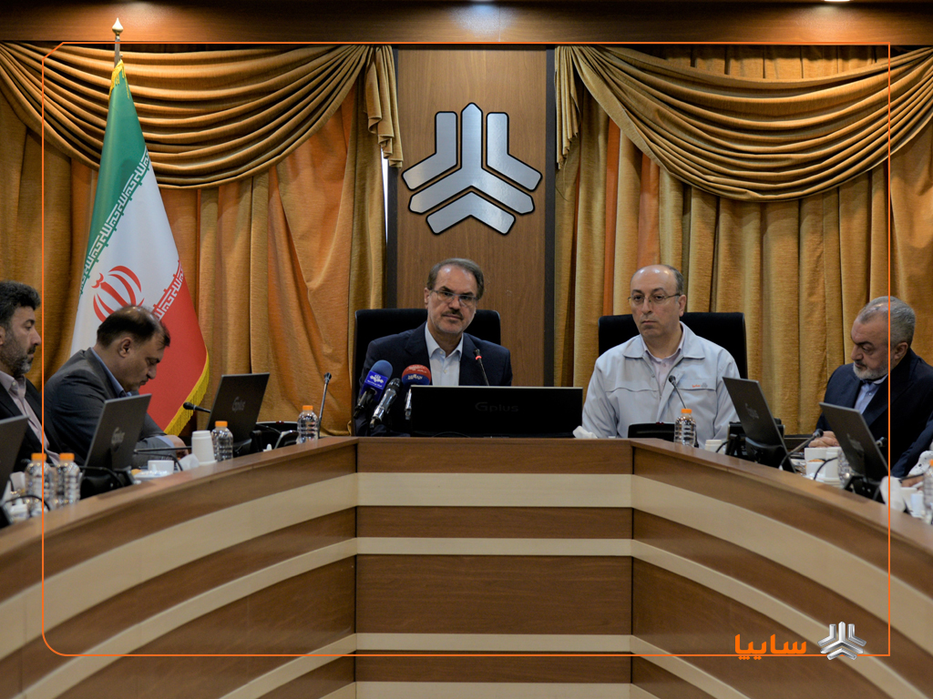 رئیس سازمان بازرسی کل کشور در بازدید از شرکت سایپا تأکید کرد: لزوم همراهی بخش‌های دولتی و خصوصی برای رفع موانع سایپا / همه قطعه‌سازان باید برای افزایش تولید و تکمیل خودروهای ناقص همراهی کنند